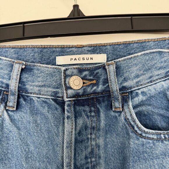 Pacsun Women’s 22 High Rise Straight Denim Jeans - Picture 2 of 5